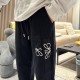 Loewe 2023 fall and winter new casual pants! Synchronized sale on the official website. Brand classic LOGO casual pants , customized fabric, excellent comfort, strong hand touch. Highly recognizable, perfect quality craf