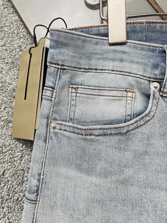 Dior 2023 spring and summer new   original single jeans   perfect inner hem, original fashion classic design   exquisite hardware accessories embellishment in the details of the consideration of all aspects of the workma