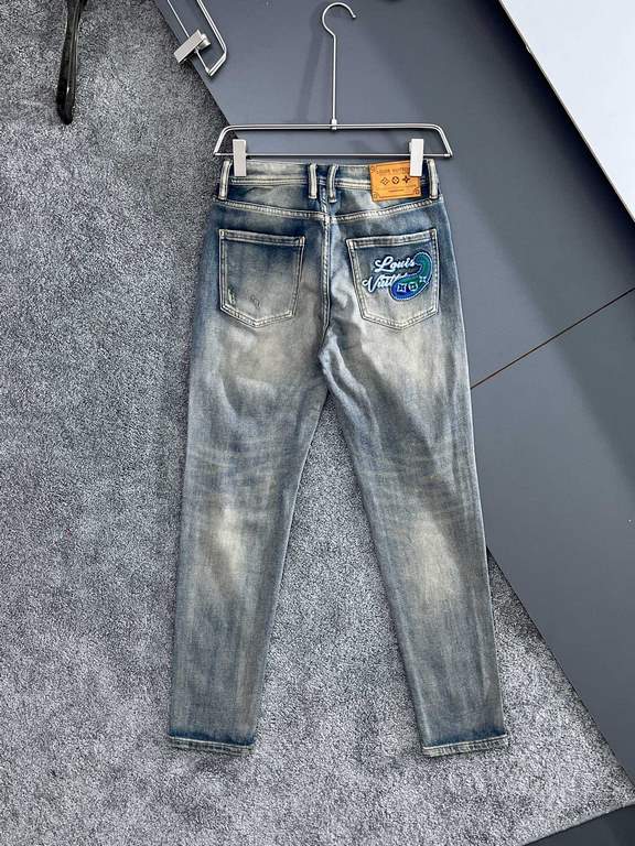 Donkey Family 23SS high-end custom jeans Latest fashion week runway models Original color yeast wash process Selected heavyweight denim fabrics, comfortable and skin-friendly Original hardware accessories accessories Cub