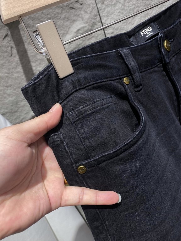 Fendi 23ss fall and winter new men's casual jeans, top quality! Channel order, official website synchronized sale! Original factory order denim cotton material! Suitable for casualformal wear all kinds of collocation ~ t