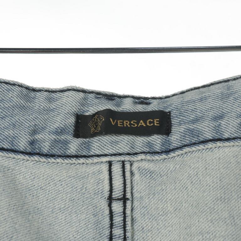 Versace  Versace back portrait leather label denim pantsSo far this year to do the most awesome jeans, heavy wash process, hidden mystery details are very much, this time the main push of the pants whether version or upp