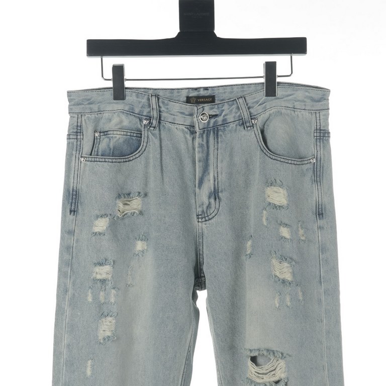 Versace  Versace back portrait leather label denim pantsSo far this year to do the most awesome jeans, heavy wash process, hidden mystery details are very much, this time the main push of the pants whether version or upp