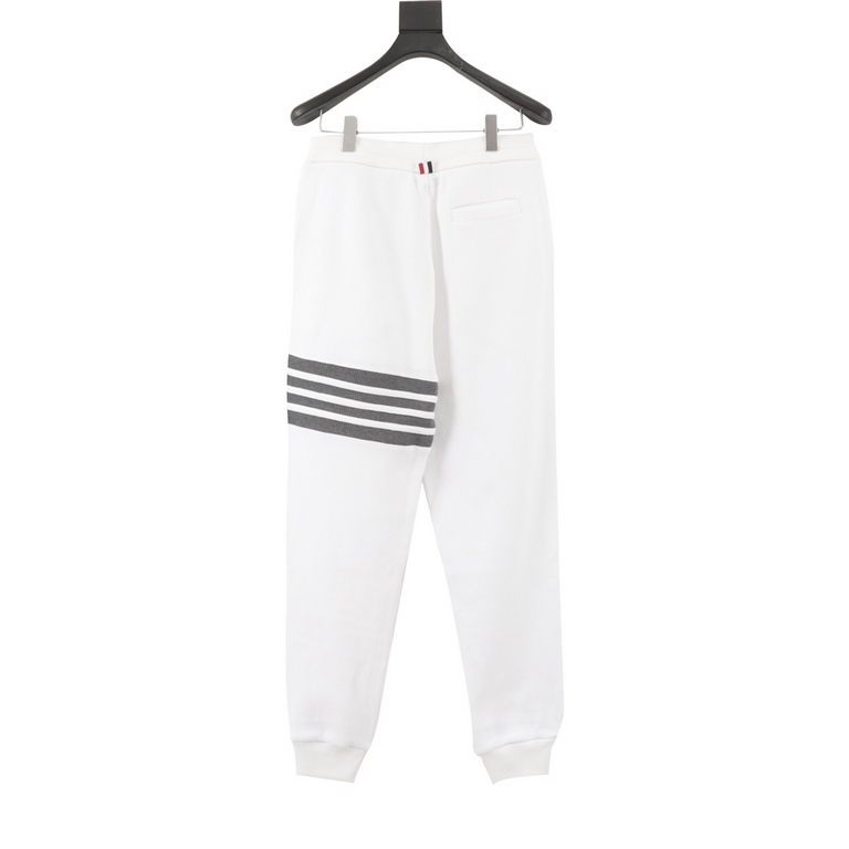 Thom Browne Tom Browne Classic Waffle Sweatpants420 grams of fixed weaving and dyeing ready-to-wear waffle fabric to create, using ribbed circular knitting machine cross rib knitting method, 32 3 strands of yarn and into