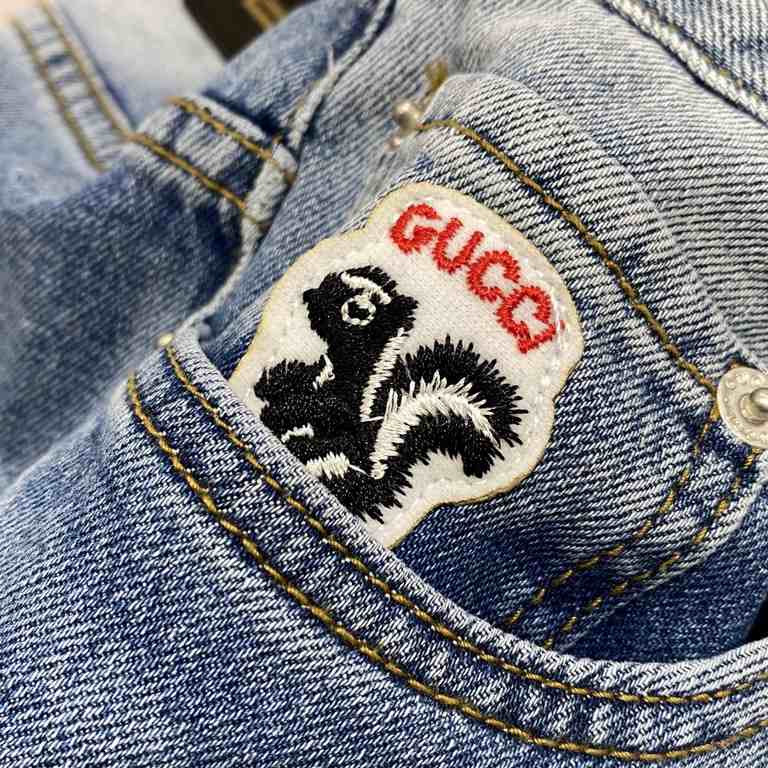 Gu 2023 spring and summer new squirrel embroidery logo logo men's small straight denim jeans! Channel rare out, the market is rare boutique channel source, absolutely can bring you an unexpected wearing experience, since