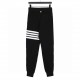 ThomBrowneThom Browne Classic Color Woven Vertical Leg SweatpantsThe fabric is made of professional staple spinning surface 32s touch delicate inner 8s, stiff and shapely, the weight is as high as 380g, the MOQ is 500kg 