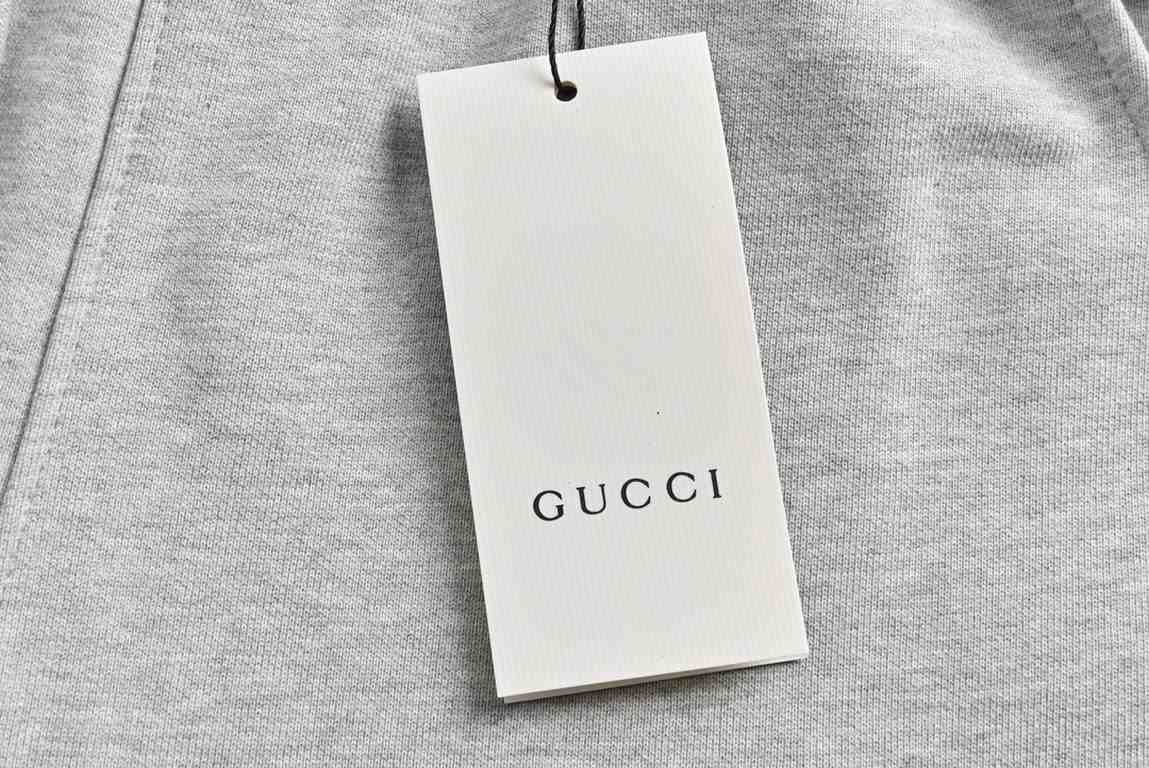 GucciGucci 23Fw Double G Embroidered TrousersCotton terry 400g fabric, jacquard threaded side bands on the side, the workmanship is extremely reproducible, and it looks great on the body.Size ：S-XL