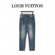 Louis Vuitton Graffiti Monogrammed Back JeansSo far this year to do the most awesome jeans, heavy wash process, hidden mystery details are very much, this time the main push of the pants either version or on the body is 