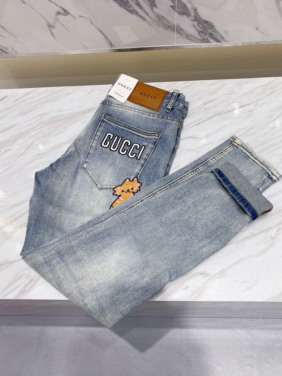 GU2023 early fall new casual jeans, high-end customized series. Imported high-density customized cotton tannin fabric comfortable and soft skin-friendly, straight and not easy to wrinkle, original hardware. In-kind shoot