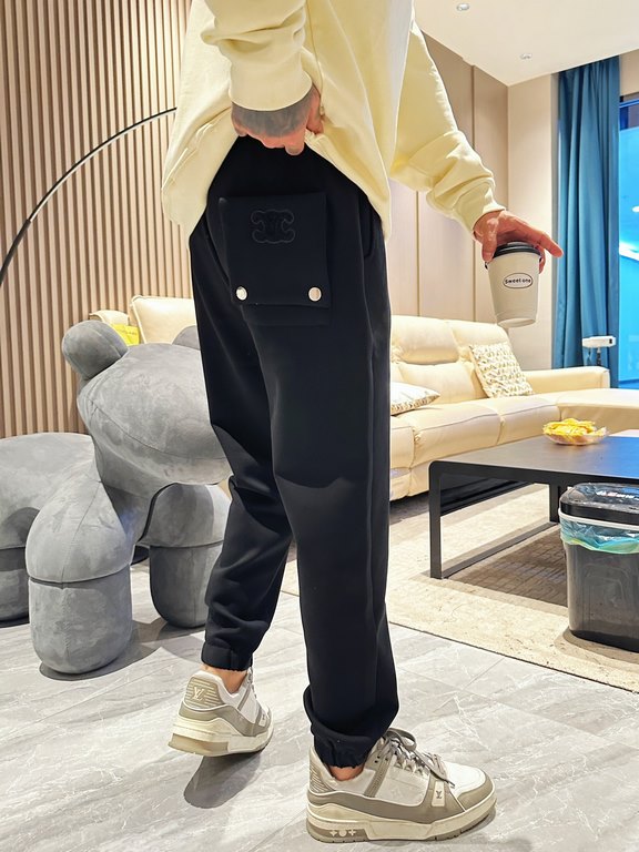 Céline 2023 new casual pants for fallwinter! Synchronized sale on the official website. Brand classic LOGO casual pants , customized fabric, excellent comfort, strong hand touch. Highly recognizable, perfect quality craf