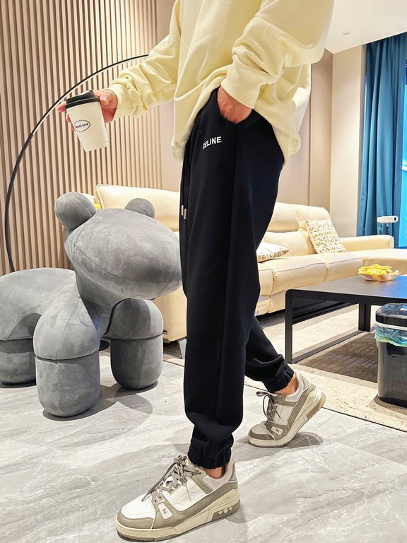 Céline 2023 new casual pants for fallwinter! Synchronized sale on the official website. Brand classic LOGO casual pants , customized fabric, excellent comfort, strong hand touch. Highly recognizable, perfect quality craf