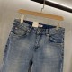 (New) Loewe! Denim 2023SS spring and summer new men's embroidered P Denim light color straight Slim jeans Classic five-pocket straight style, Luo family jeans are also one of the best. Italy    denim jeans using traditio