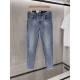 (New) Loewe! Denim 2023SS spring and summer new men's embroidered P Denim light color straight Slim jeans Classic five-pocket straight style, Luo family jeans are also one of the best. Italy    denim jeans using traditio