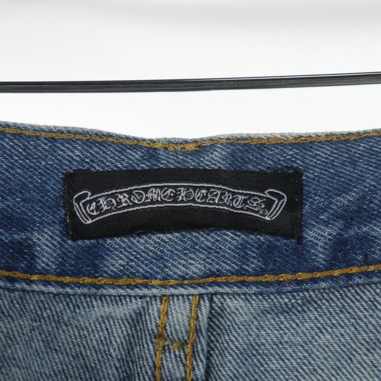 Chrome HertsCrosin CH Classic Leather Label Cross Denim TrousersInto the pants after doing heavy enzyme stone grinding rinsing, each wash are different, heavy washing process, hidden mystery details are very much, this t