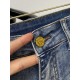 LV, 2023 latest products, counter synchronization is available, the original single goods, washed casual jeans, imported original washed stretch fabric, comfortable and elastic, the original hardware accessories decorati