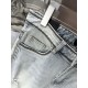 Fendi 2023 High-end custom jeans Latest fashion week runway models Original color yeast wash process Selected heavyweight denim fabric (cotton) comfortable and skin-friendly Original hardware accessories accessories Thre