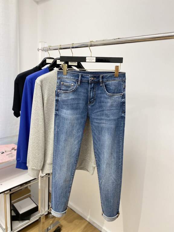 Dior, 2023 latest products, counter synchronization on sale, the original single goods, washed casual jeans, imported original washed stretch fabric, comfortable and elastic, the original hardware accessories decorative 