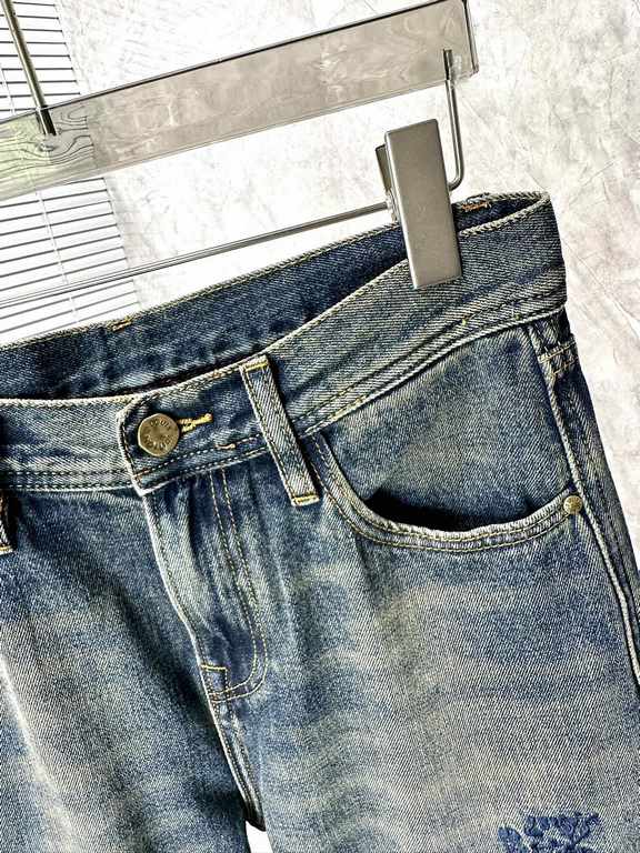 LV Louis Vuitton 2023 early fall new washed jeans, Z cabinet available, the original single ruthless goods, using the original micro-stretch fabric, simple and comfortable, unique design, creating a sense of simple lines