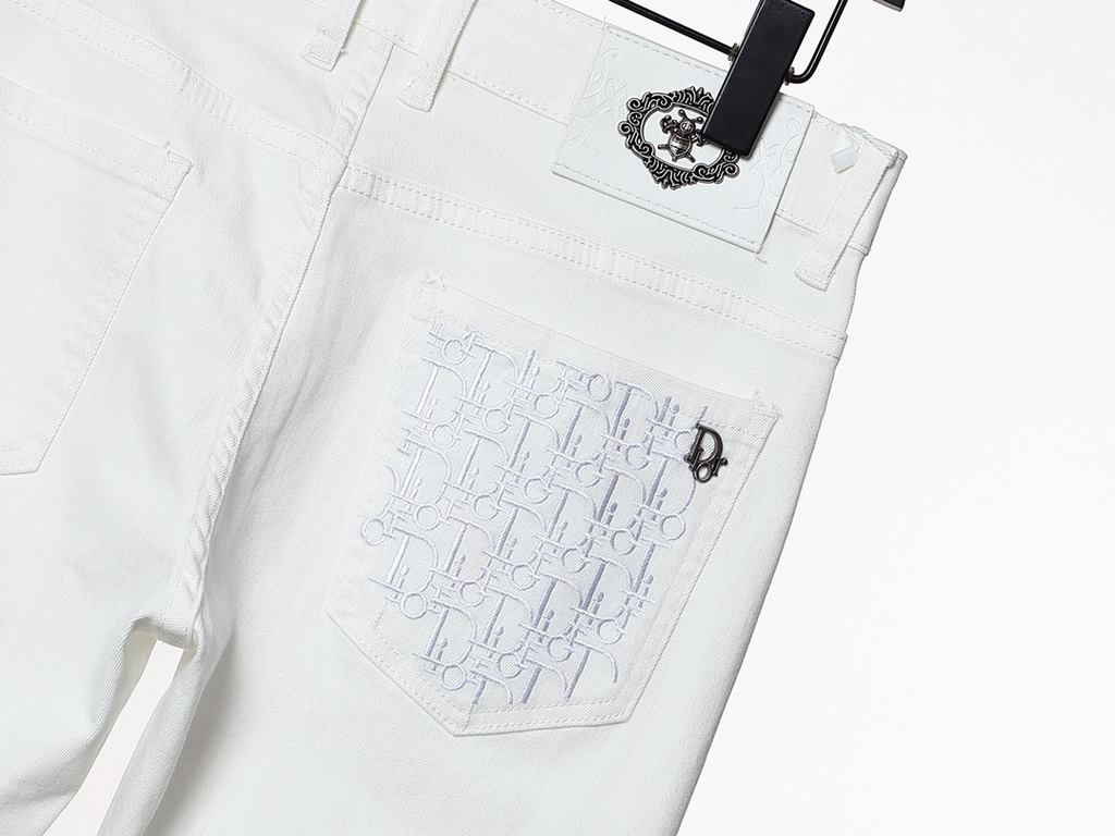 Dior  DIOR jeans 23 new small white small straight jeans available at the counter Physical store extreme jeans   counter original 11 good goods for all ages. The highest version of the market imported fabrics from Europe