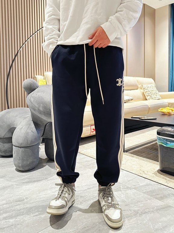 Céline 2023 new casual pants for fallwinter! Synchronized sale on the official website. Brand classic LOGO casual pants , customized fabric, excellent comfort, strong hand touch. Highly recognizable, perfect quality craf