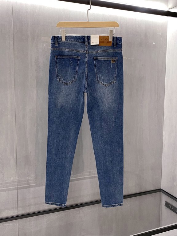 (New) GUCC 2023SS spring and summer new men's embroidered G Denim light-colored straight Slim jeans The classic five-pocket straight style, G's jeans are also one of the best. Italy    denim jeans using traditional techn