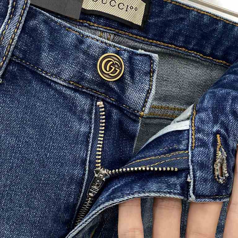 (New) GUCC 2023SS spring and summer new men's embroidered G Denim light-colored straight Slim jeans The classic five-pocket straight style, G's jeans are also one of the best. Italy    denim jeans using traditional techn