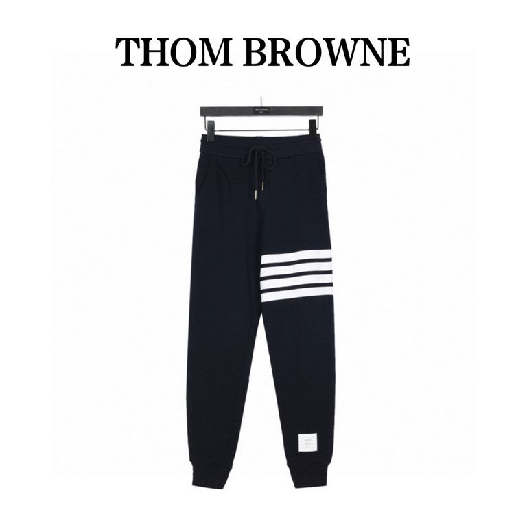 ThomBrowneThom Browne Classic Color Woven Vertical Leg SweatpantsThe fabric is made of professional staple spinning surface 32s touch delicate inner 8s, stiff and shapely, the weight is as high as 380g, the MOQ is 500kg 