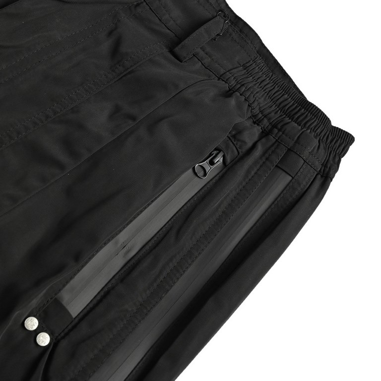 FAR ARCHIVE Functional Waterproof Zipper Trousers-BlackThe original army green, gray were spent 2400, 2650 purchased, the original 11 custom made, the fabric from the foreign trade factory to order high-quality nylon fab