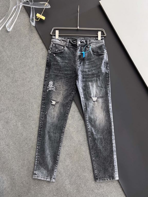 MMJ, heavy washed casual jeans, imported original washed fabric, comfortable and slightly elastic, unique design, version of the super-positive, comfortable and breathable, grade is very high, counter quality, on the bod