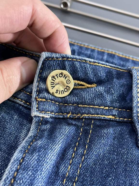 Donkey Family 23SS high-end custom jeans Latest fashion week runway models Original color yeast wash process Selected heavyweight denim fabrics, comfortable and skin-friendly Original hardware accessories accessories Cub