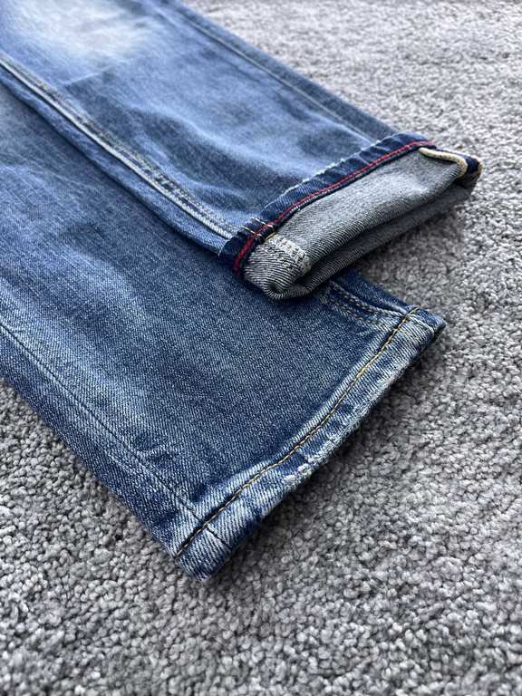 Donkey Family 23SS high-end custom jeans Latest fashion week runway models Original color yeast wash process Selected heavyweight denim fabrics, comfortable and skin-friendly Original hardware accessories accessories Cub