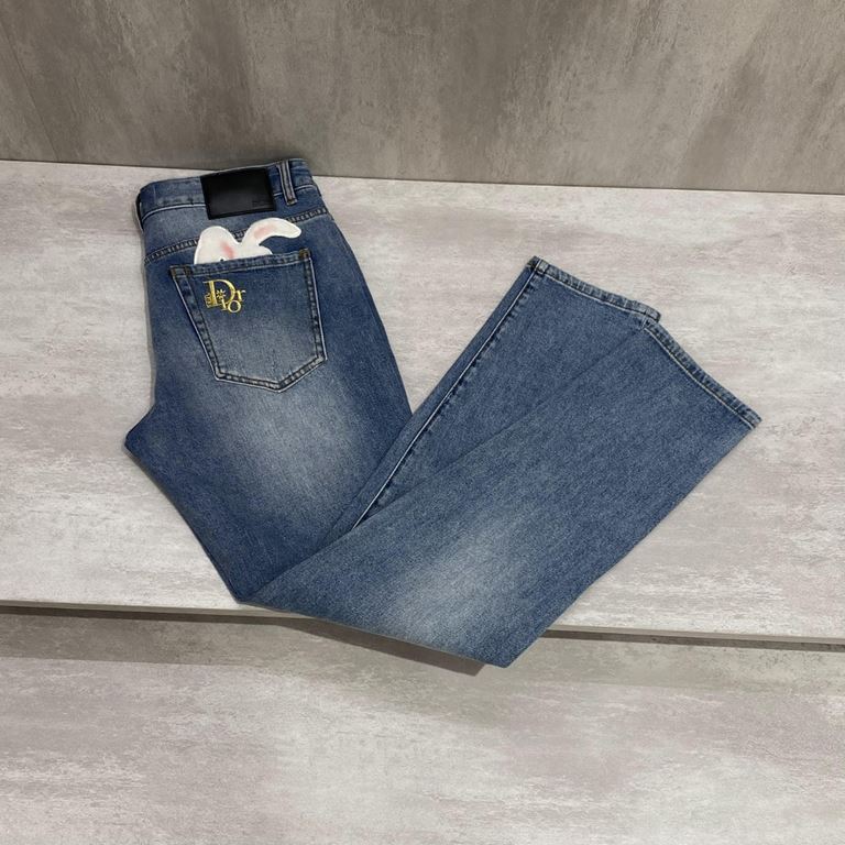 Dior 2023 limited series logo logo men's small straight denim jeans! Channel rare out, the market is rare boutique channel source, absolutely can bring you an unexpected wearing experience, sincerely recommended to you!G