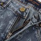 LouisVuittonLouis Vuitton jeans with LOGO printed on the back.So far this year to do the most awesome jeans, heavy washing process, hidden mystery details are very much, this time the main push of the pants whether versi