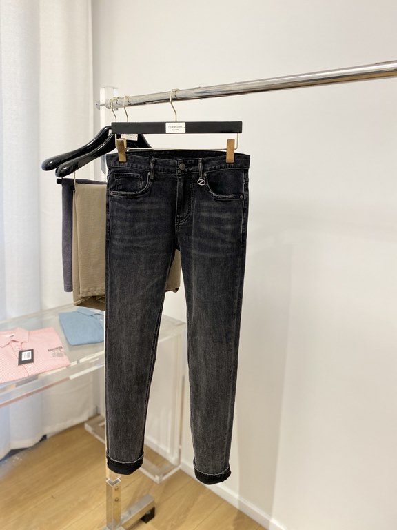 Zegna, 2023 latest products, counter synchronization is available, the original single hard goods, washed casual jeans, imported original washed stretch fabric, comfortable and elastic, the original hardware accessories 