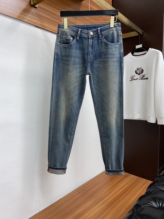 Burberry fall modelsThe new model of jeans Small Straight Counter available Physical store extreme jeans   Counter original 11 good goods for all ages. The highest version of the market imported fabrics from Europe. Comf