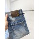 LV, 2023 latest products, counter synchronization is available, the original single goods, washed casual jeans, imported original washed stretch fabric, comfortable and elastic, the original hardware accessories decorati