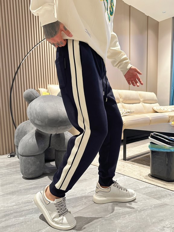 Monkou 2023 new casual pants for fall and winter! Official website synchronized sale. Brand classic LOGO casual pants , customized fabric, excellent comfort, strong hand touch. Highly recognizable, perfect quality crafts