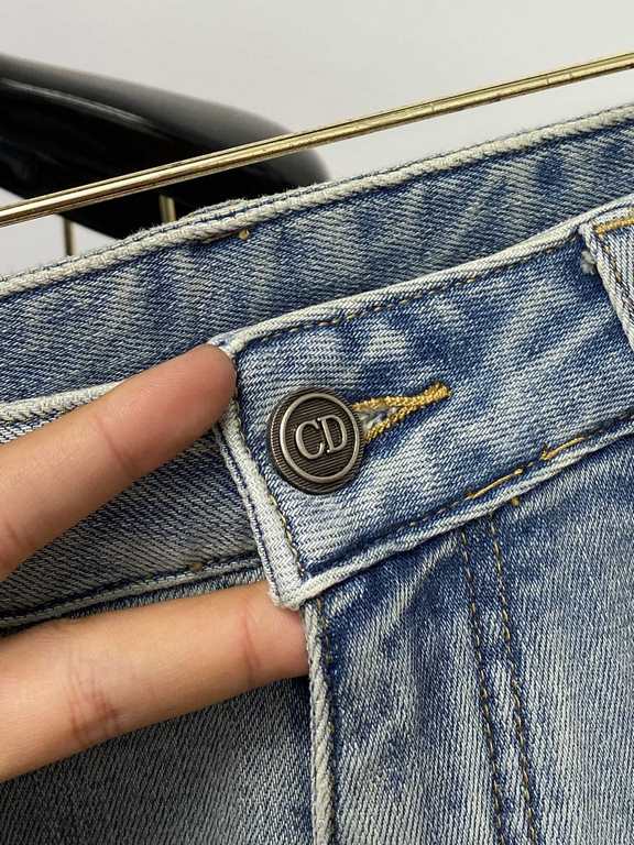 Dior, 2023 latest products, counter synchronization on sale, the original single goods, washed casual jeans, imported original washed stretch fabric, comfortable and elastic, the original hardware accessories decorative 