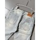 Dior 2023 spring and summer new counter latest thin stretch jeans counter synchronization on the new, using guest water wash denim fabric, such a soft and comfortable fabric, pants pockets at the brand embroidery letters