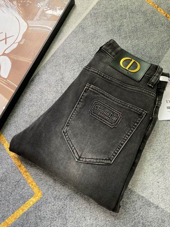 DH family 23SS new jeans fabric with elasticity high comfort Embroidery design light color wash high quality seriesSize 29.30, 31, 32, 33, 34, 36, 38