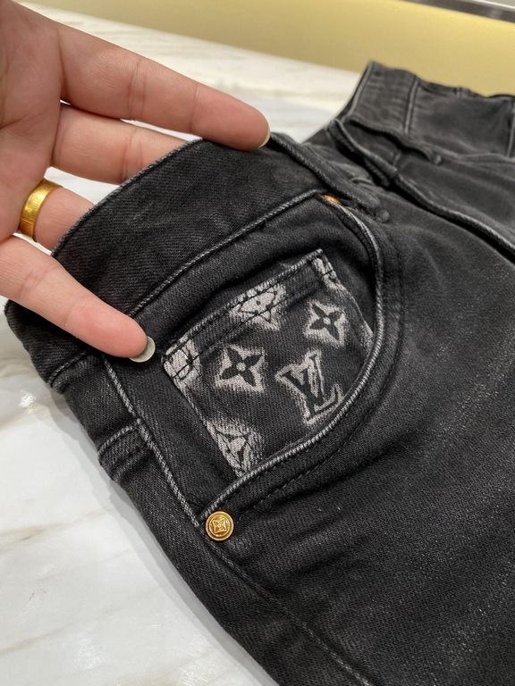 LV 23ss fall and winter new men's casual jeans, top quality! Channel order, official website synchronized sale! Original factory order denim cotton material! Suitable for casualformal wear all kinds of collocation ~ the 