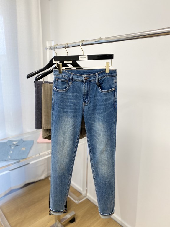 Dior, 2023 latest products, counter synchronization on sale, the original single goods, washed casual jeans, imported original washed stretch fabric, comfortable and elastic, the original hardware accessories decorative 