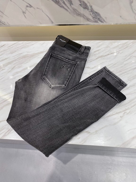 YSL2023 early fall new casual jeans, high-end customized series. Imported high-density customized cotton tannin fabric comfortable and soft skin-friendly, straight and not easy to wrinkle, original hardware. In-kind shoo