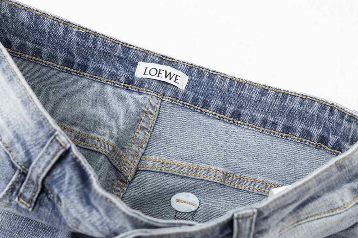 Loewe printed jeans 2023 latest products, counter synchronization on sale, the original single goods, washed casual jeans, imported original washed stretch fabric, comfortable and elastic, the original hardware accessori