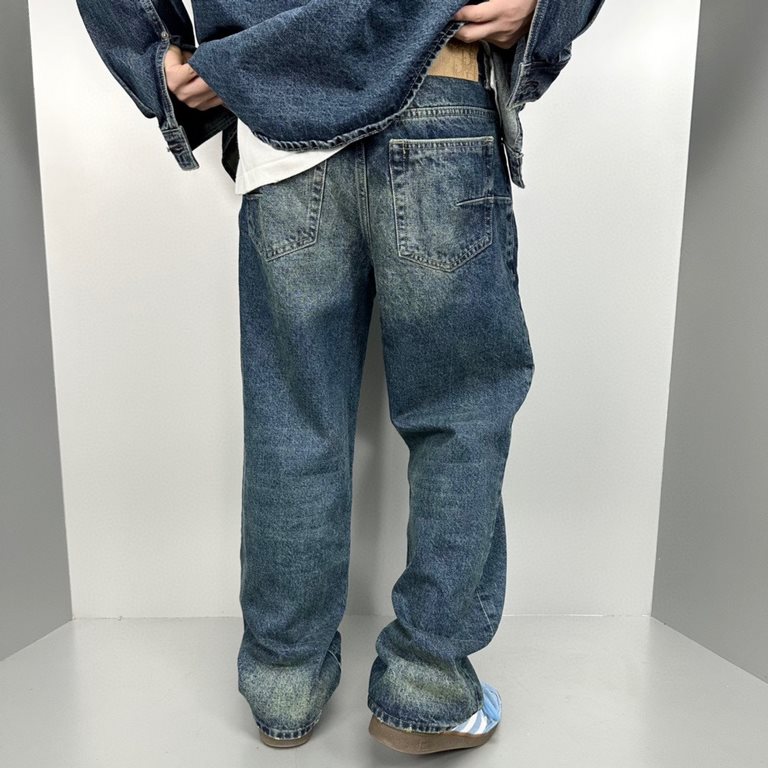 #DiorDior 23Fw Vintage Suede Labeled Jeans On