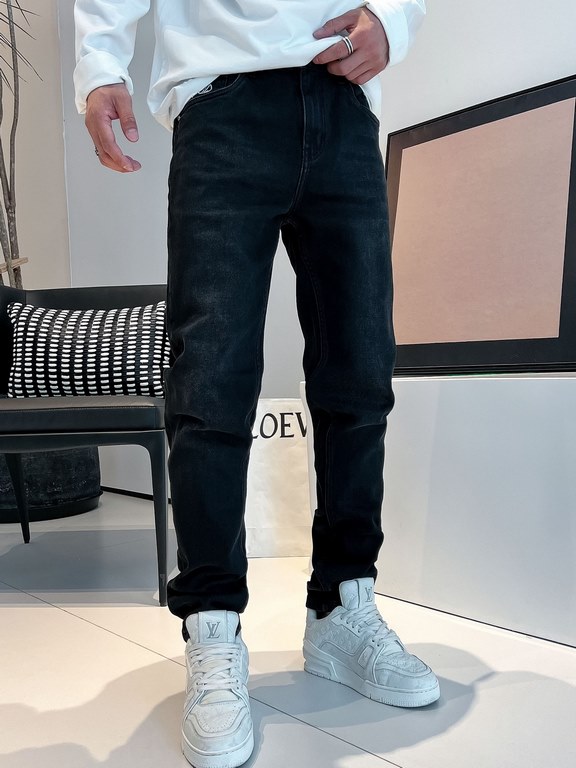 LV 23ss fall and winter new men's casual jeans, top quality! Channel order, official website synchronized sale! Original factory order denim cotton material! Suitable for casualformal wear all kinds of collocation ~ the 