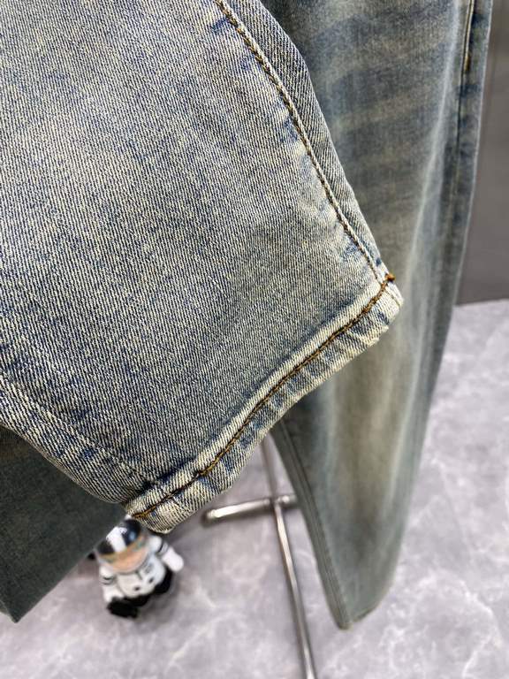 Ancient Family2023ss spring and summer new original single explosive jeans Super customized models Original hardware Super heavy craftsmanship The version is awesome, and the details of the workmanship is impeccable! The