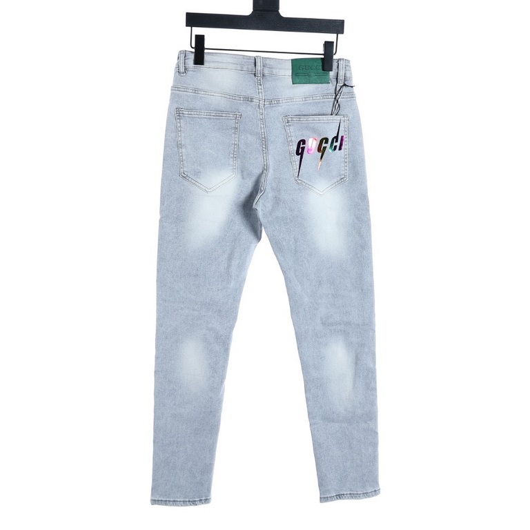 GUCCIGucci Back Pocket Lightning Logo JeansSo far this year to do the most awesome jeans, heavy wash process, hidden mystery details are very much, this time the main push of the pants whether version or on the body is t