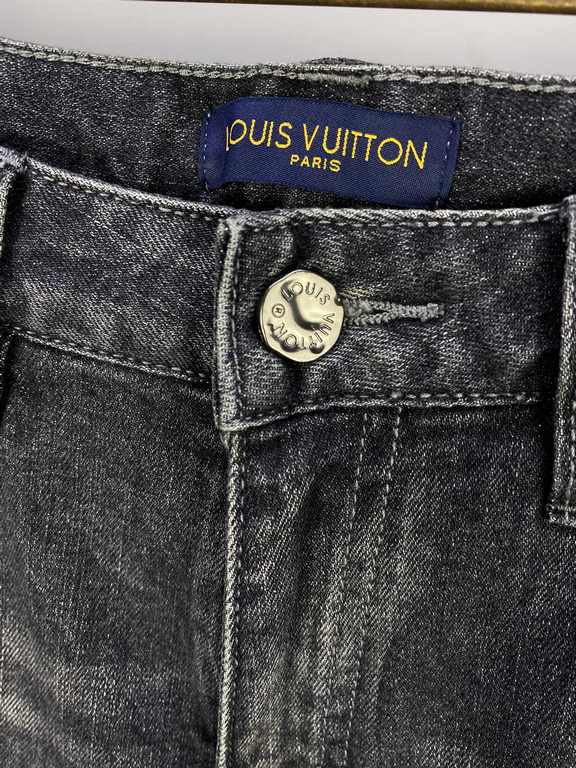 LV donkey 23FW fall and winter new jeans smoky gray super good-looking fabric with elasticity high comfort on the body without a sense of constraints back pockets classic floral pattern metal label design fashionableYard