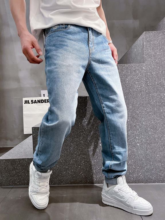 FD 2023 spring and summer new FF lock logo men's small straight denim jeans! Channel rare out, the market is rare boutique channel source, absolutely can bring you an unexpected wearing experience, sincerely recommended 