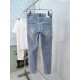 Paris House    2023 early spring counter synchronization new! Foreign trade original single! Heavy duty washed jeans. Taste and value sharing! Very comfortable to wear. Low-key but not lose luxury. Wear out very classy! 